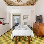 Domus 2 Mori- 120 M2 Con Affreschi - Centro Storico - Due Bagni Apartmán *