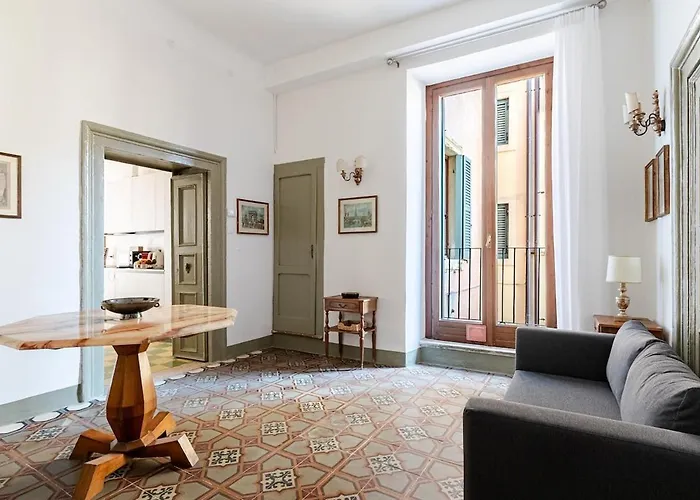 Domus 2 Mori- 120 M2 Con Affreschi - Centro Storico - Due Bagni